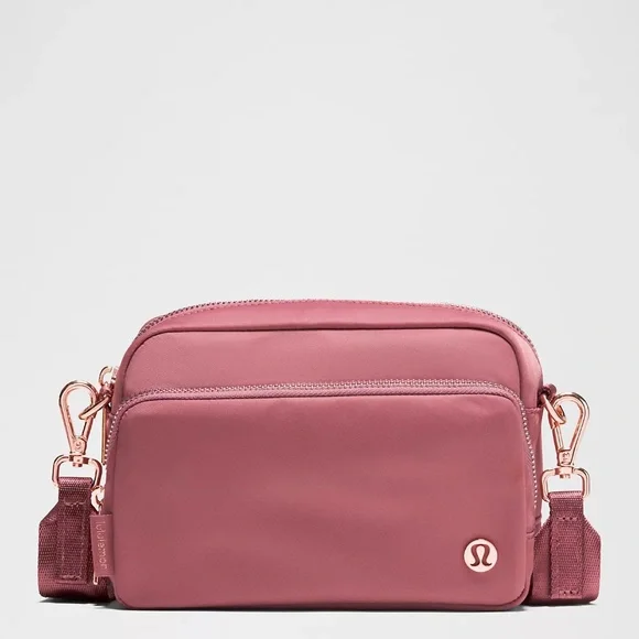 Lululemon Everywhere Crossbody Bag - Picture 8 of 9